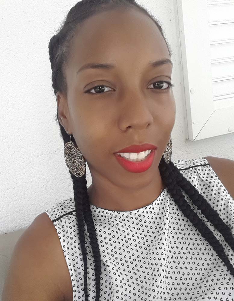 Laurena IGABILLE, votre interlocutrice principale en Guadeloupe